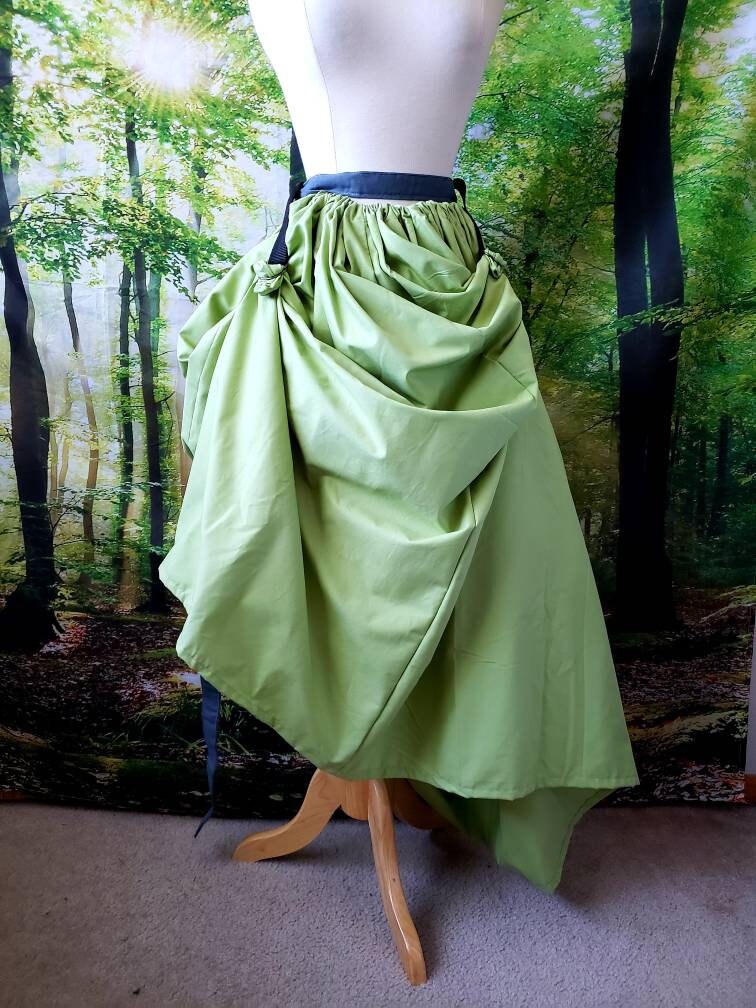 Set of Two Skirt Hikes